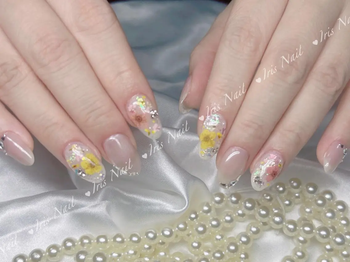 ネイル 💕藤江 月🌸🍒のネイルデザイン