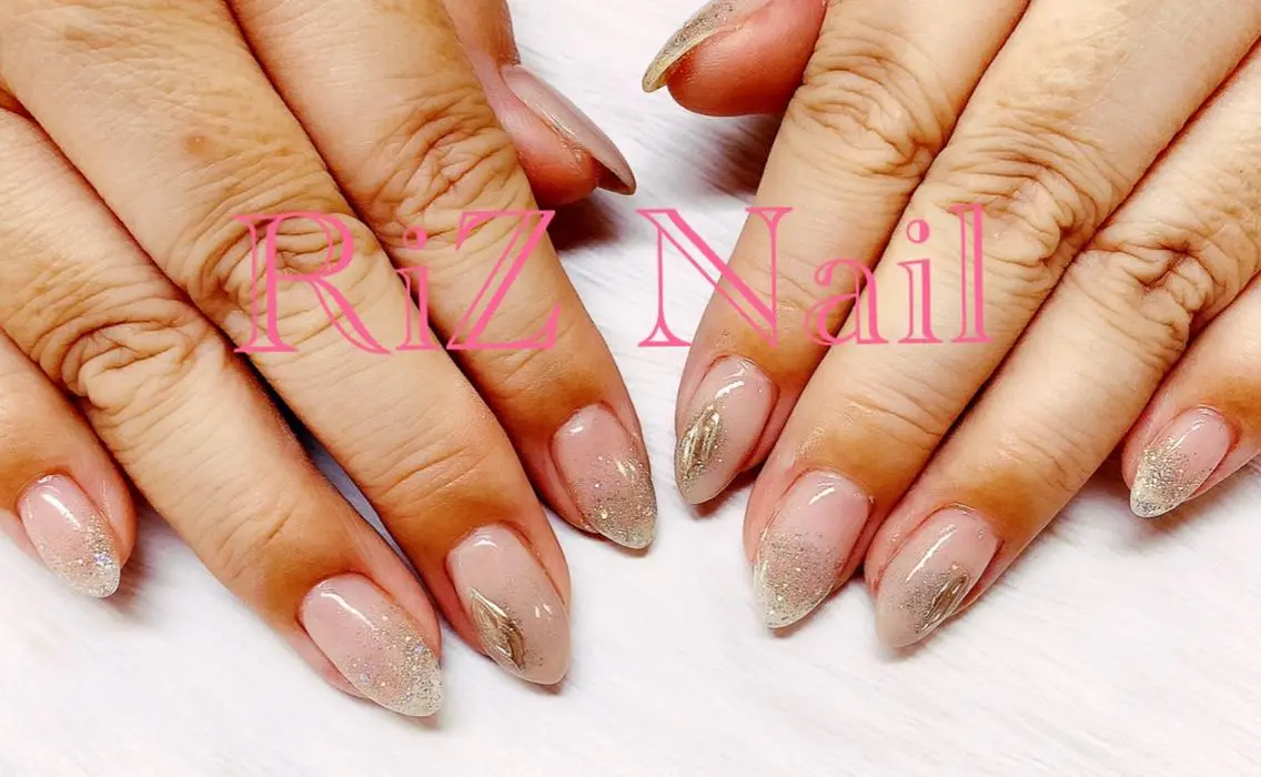 ネイル グラデーション キラキラネイル シンプルネイル RiZ nail salonのネイルデザイン