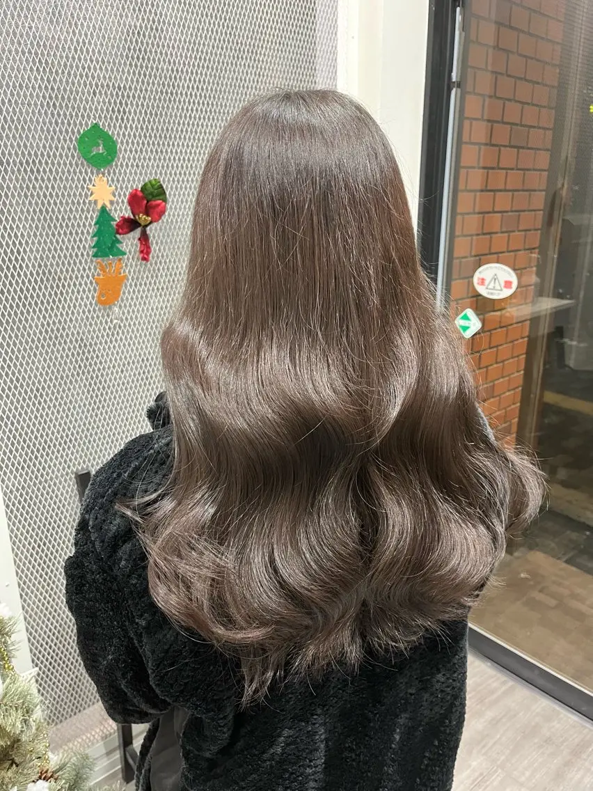 ロング カラー nijika/ カラーリスト🫧のヘアスタイル