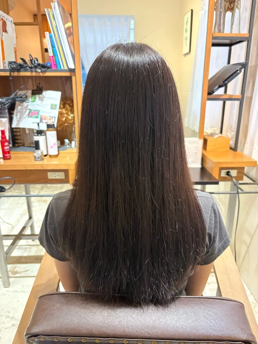 セミロング カラー ナカムラ リノのヘアスタイル