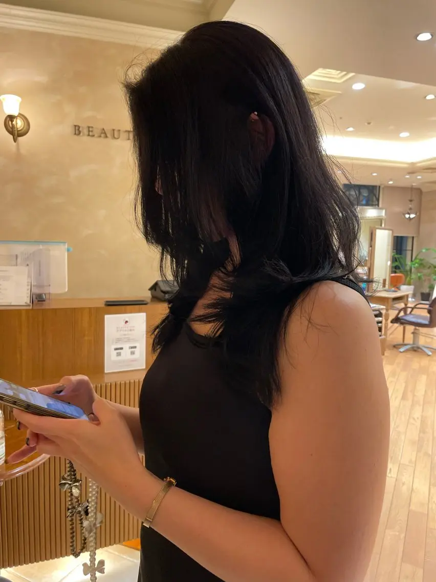 ロング レイヤーカット ボブ ホノカのヘアスタイル