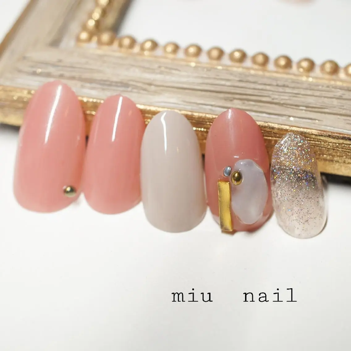 ネイル アートネイル シンプルネイル ストーンネイル MIU nailのネイルデザイン