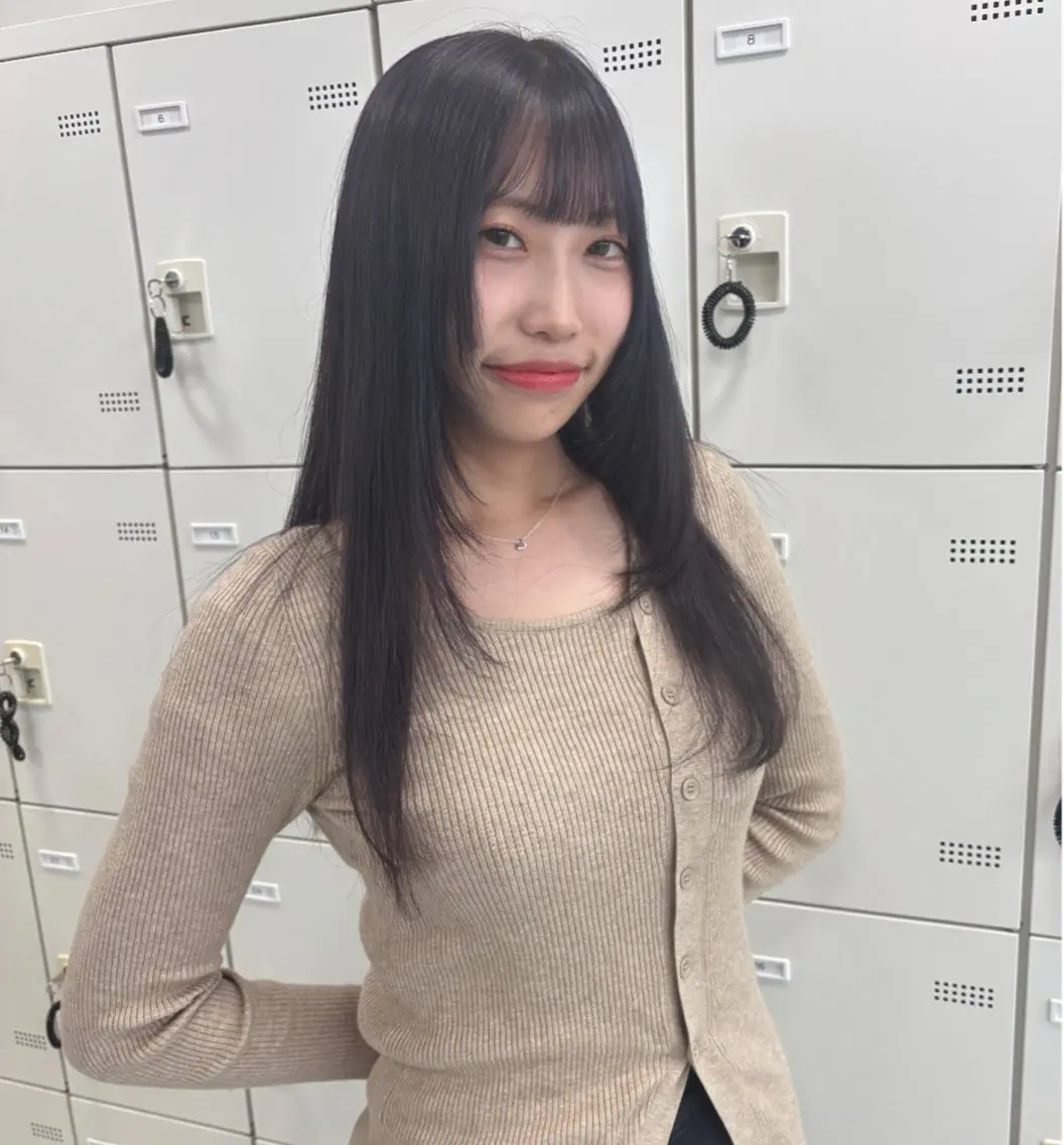 ロング カット ヘアカラー トリートメント 顔まわりレイヤー/諒 オリーブカラー/天神のヘアスタイル
