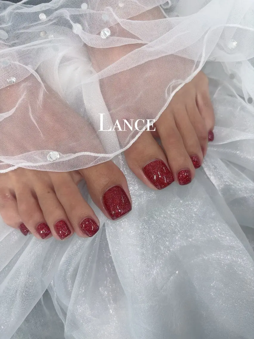 ネイル キラキラネイル 韓国ネイル ワンカラーネイル 夏ネイル ワンホンネイル フットネイル Lance nailのネイルデザイン