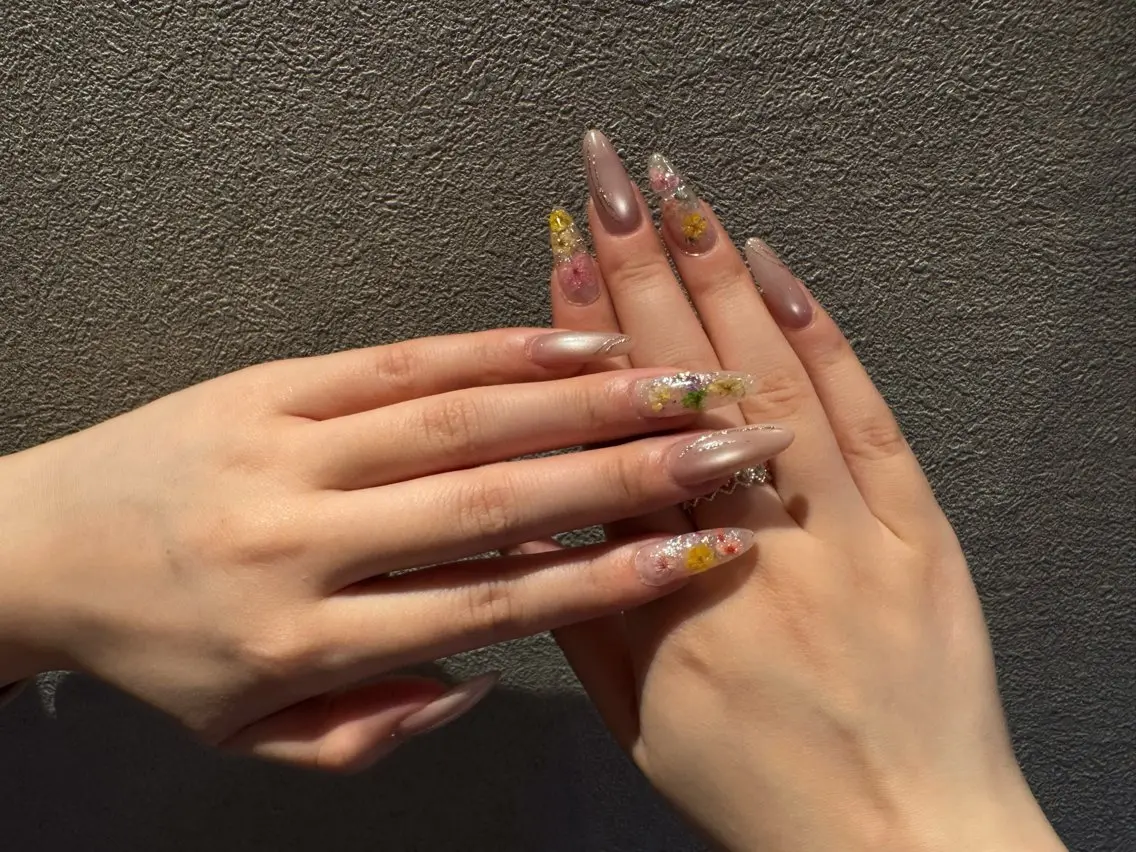 ネイル アートネイル 持ち込み ニュアンスネイル シンプルネイル 春ネイル TI NAILのマツエク・マツパデザイン