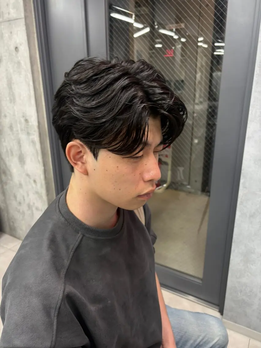 パーマ ヘアアレンジ メンズ フェザーパーマ メンズパーマ ニュアンスパーマ カット パーマ (メンズ特化)AKI /古本晃大のヘアスタイル