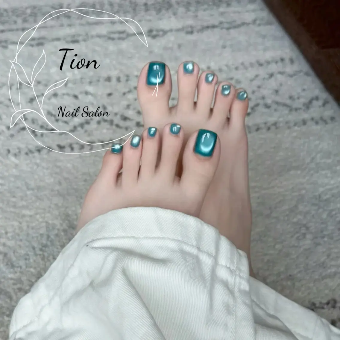 【Foot】話題ネイル★プルプルビー玉マグネットワンカラー¥2900の写真