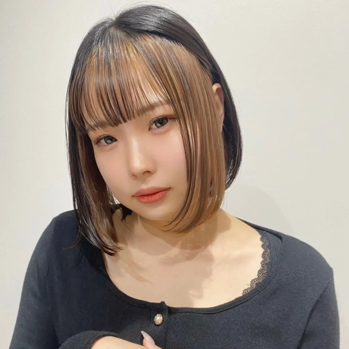 ショート 加藤 のあのヘアスタイル