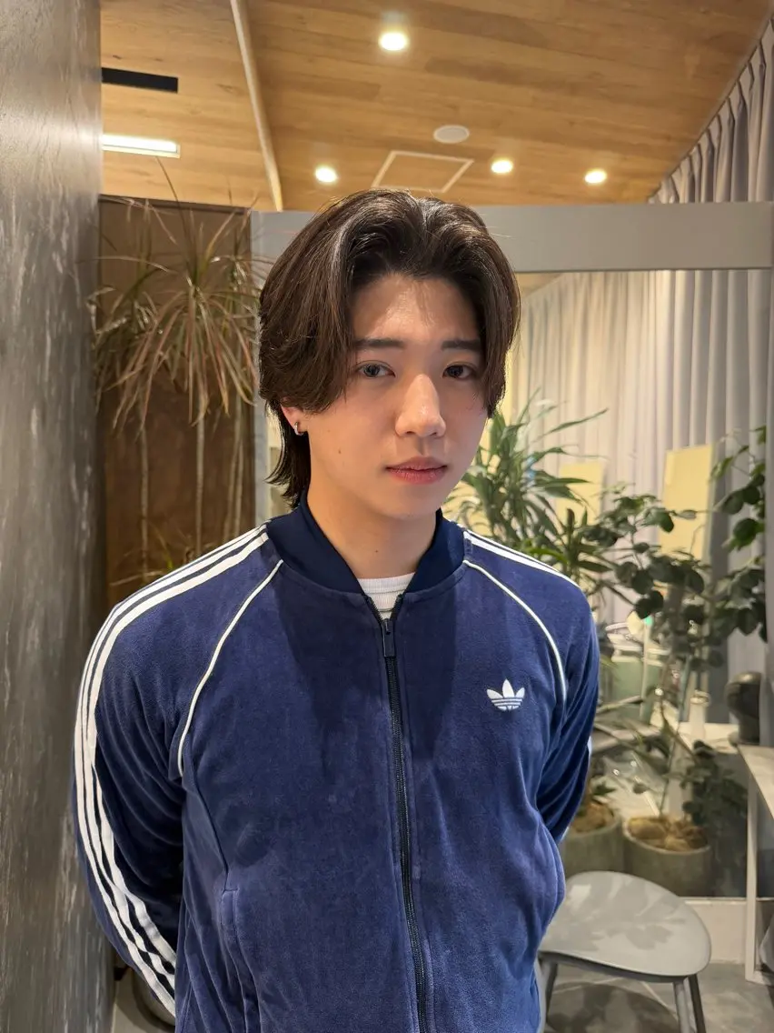 セミロング パーマ メンズ センターパート メンズ韓国風 韓国風ヘア レイヤーカット 小顔カット カット トリートメント 💈原宿指名No.1 センターパート💈のヘアスタイル