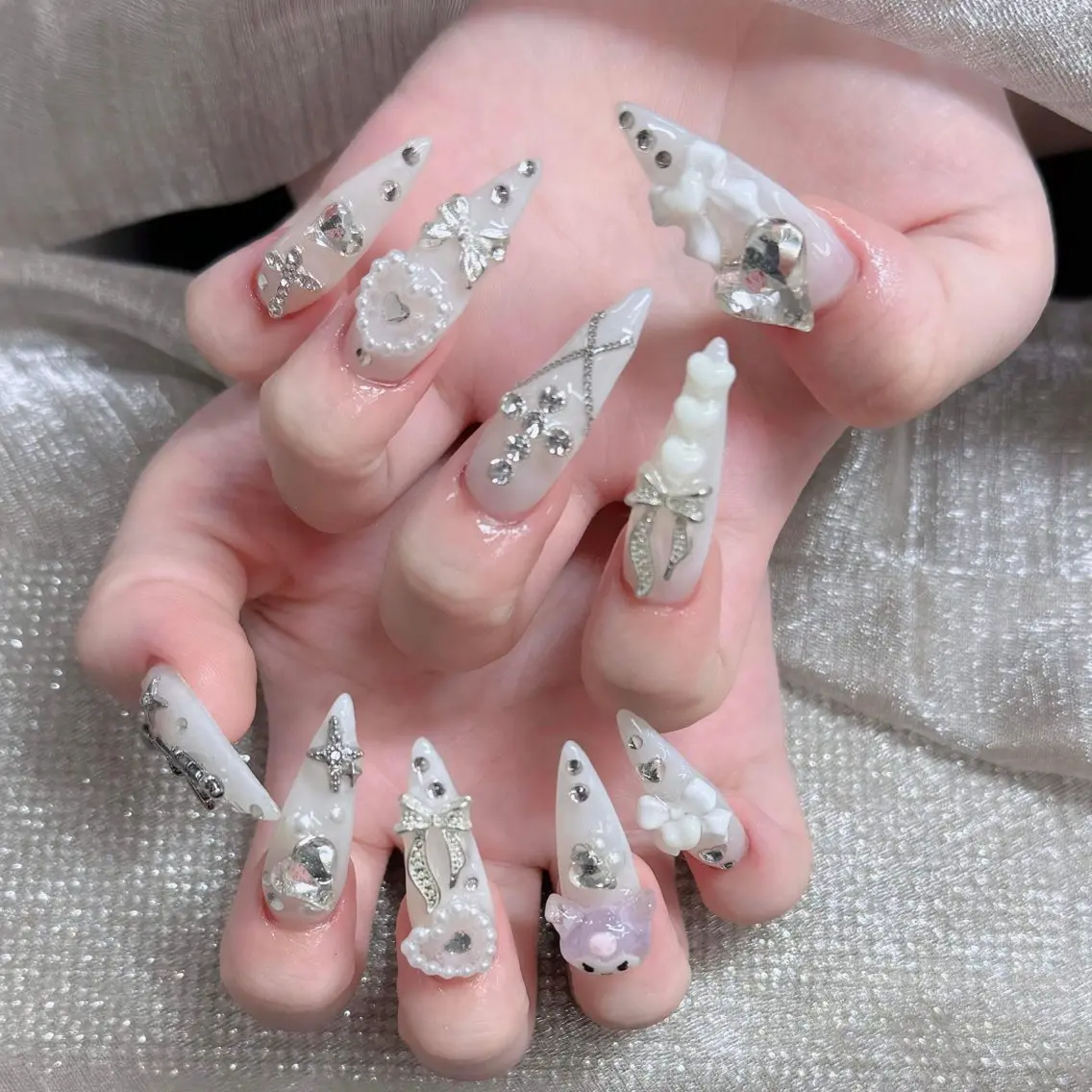 ネイル ジェルネイル 韓国ネイル マグネットネイル ネイルチップ 冬ネイル Lenie Nail Salonのネイルデザイン