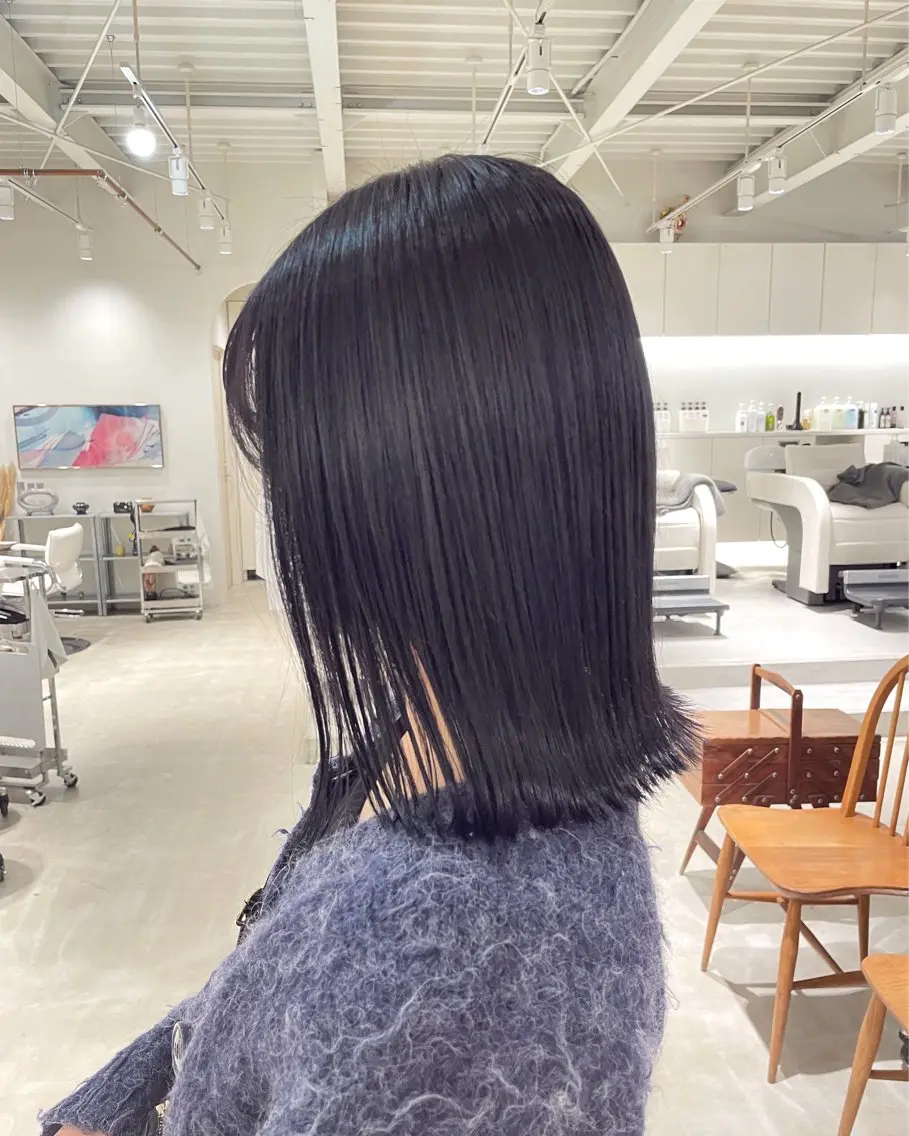 ミディアム カラー ディープラベンダー ラベンダーカラー 安西 香利奈のヘアスタイル