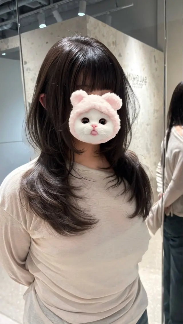 セミロング カラー グレージュ オリーブカラー オリーブグレージュ オリーブグレー ハッシュカット カット ヘアカラー トリートメント 透明感color / 韓国 /KANAのヘアスタイル