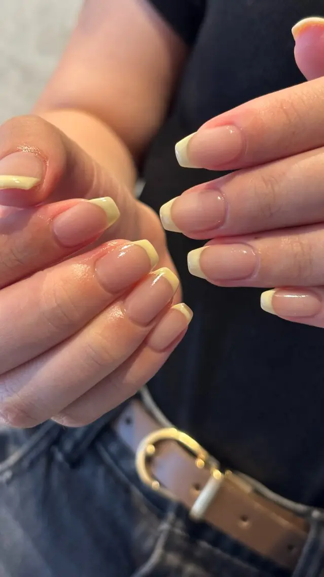 【新規オフ込み】フレンチ(クリアベース)🐚の写真