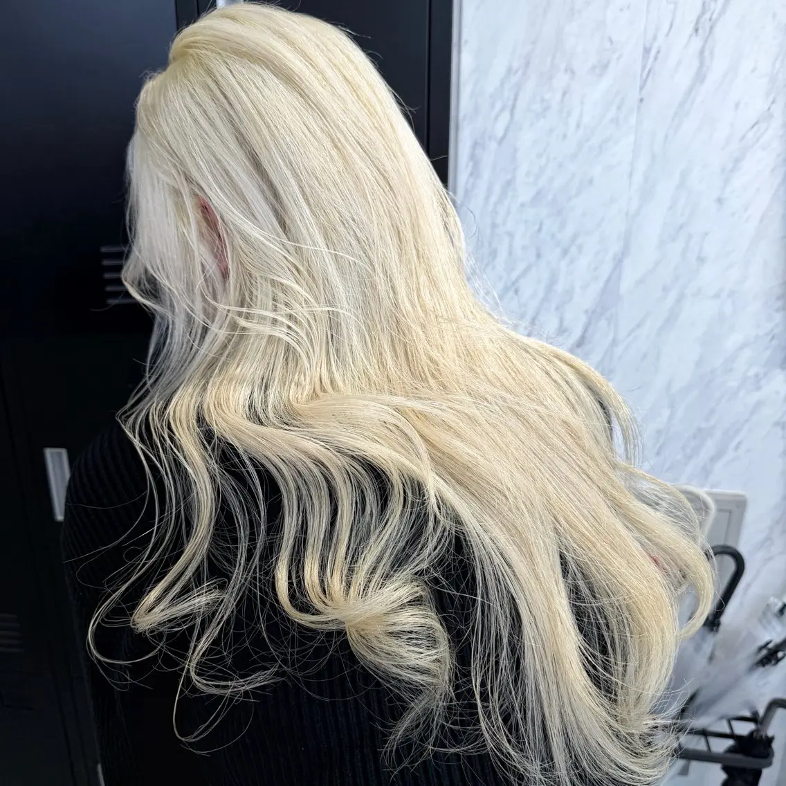 ロング カラー シールエクステ ハイトーンカラー エクステ ヘアカラー エクステ シールエクステ特化 ハイトーン、NANAのヘアスタイル