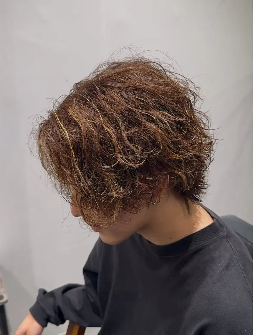パーマ メンズ メンズパーマ スパイラルパーマ カット パーマ メンズヘア カット、パーマ特化のヘアスタイル