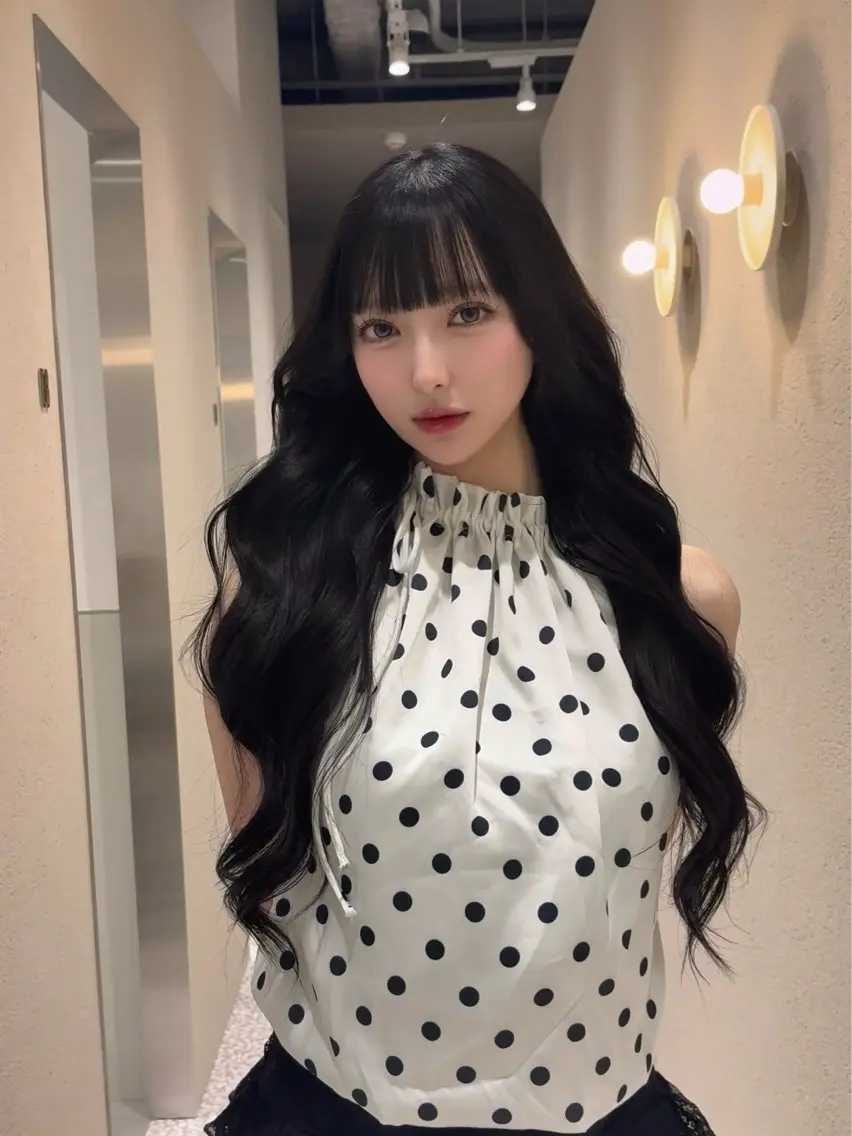 ロング カラー ブリーチ ダークグレー ダブルカラー ブリーチなしカラー 韓国風ヘア ヘアカラー 🩵福岡ブリーチなし レイヤー/紫音🩵のヘアスタイル