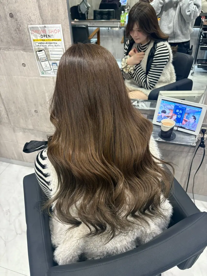 カラー men'sカット.パ ーマHIKARI🐥のヘアスタイル