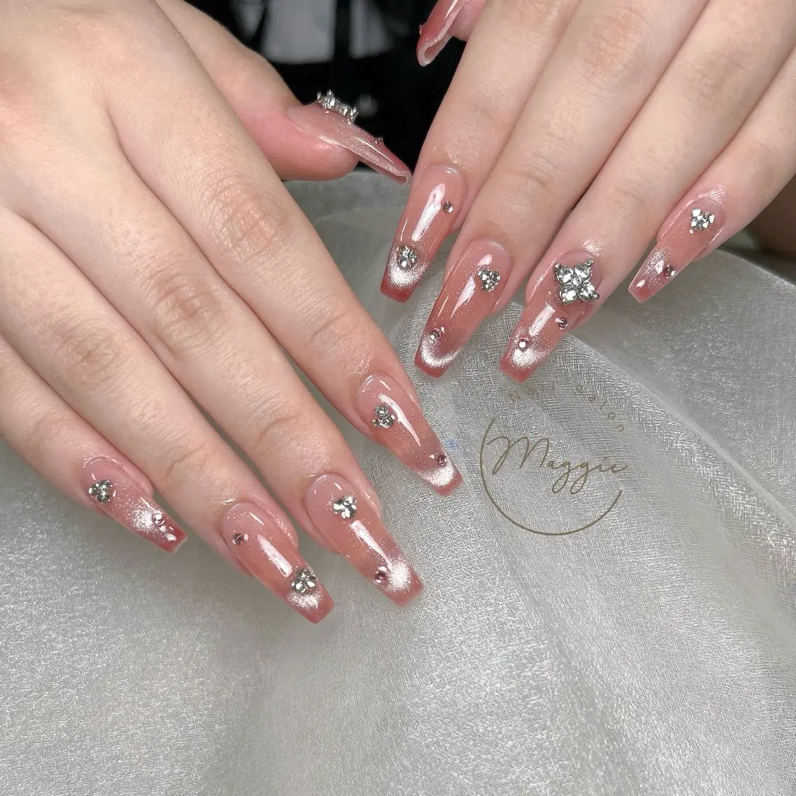 ネイル ハンドネイル Maggie Nail🦩のネイルデザイン