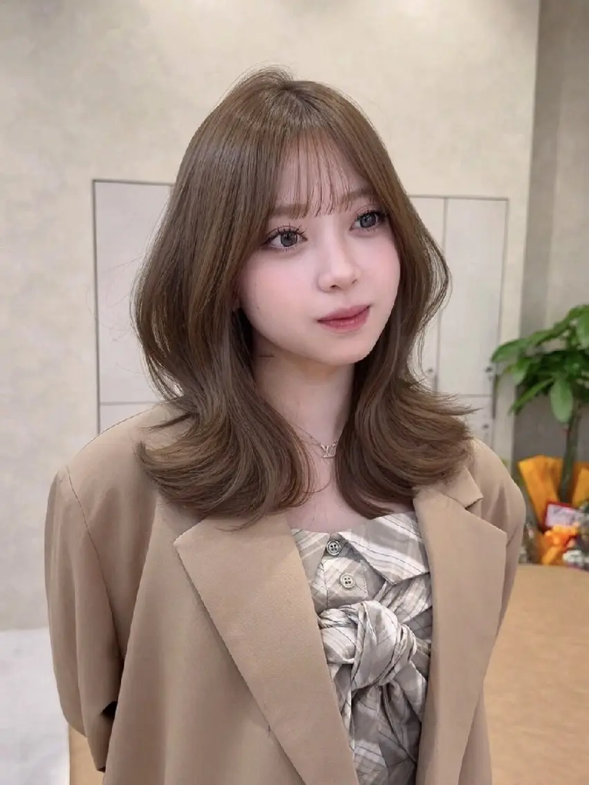 カラー ミディアム カット ヘアカラー トリートメント 髪質改善/韓国ヘア /透明感カラー🧸のヘアスタイル
