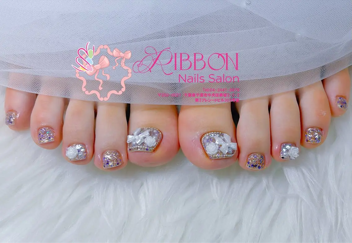 ネイル フットネイル フレンチネイル ジェルネイル マグネットネイル 持ち込み フットネイル Ribbonnail salonのネイルデザイン