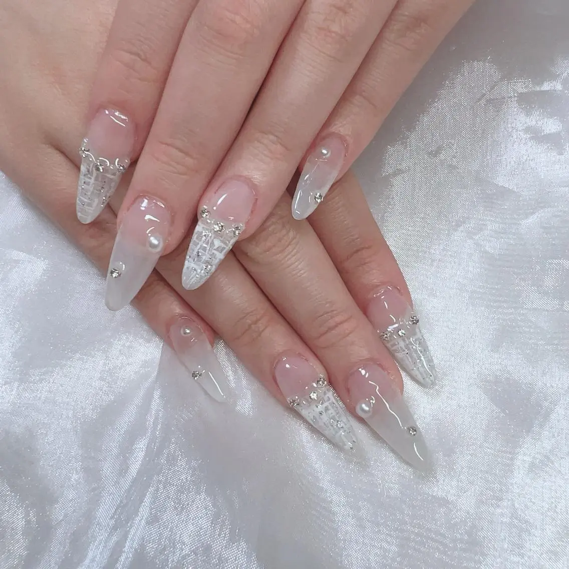 ネイル ロングネイル ハンドネイル nail l_yukiのネイルデザイン