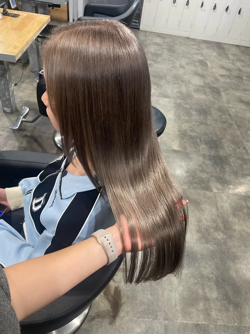 ロング カラー ヘアカラー ハイトーン 横浜💞ミオのヘアスタイル