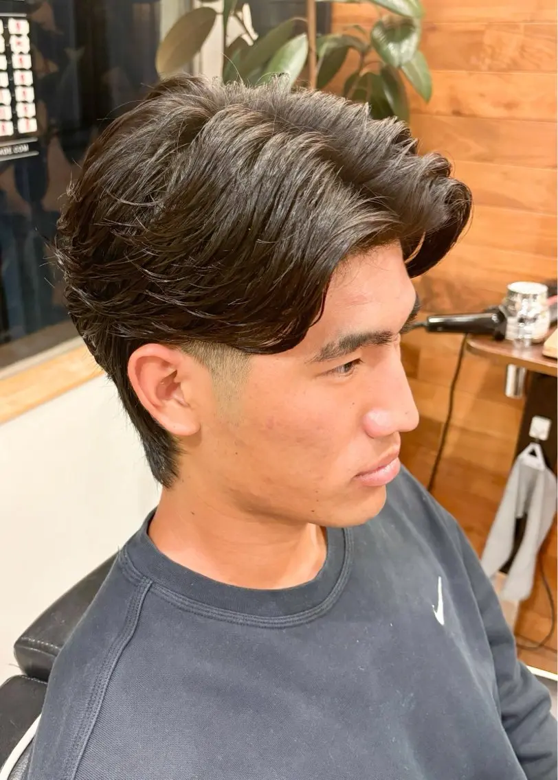 ショート パーマ メンズ フェザーパーマ メンズパーマ カット パーマ 三宮メンズカット ヨシイッキのヘアスタイル