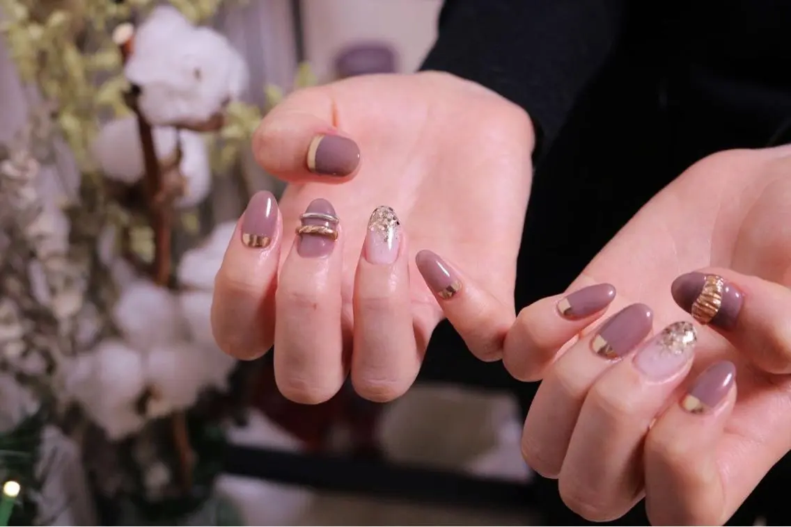 ネイル オーロラネイル 長さ出し ジェルネイル 韓国ネイル 持ち込み ハンドネイル MH Nailのネイルデザイン