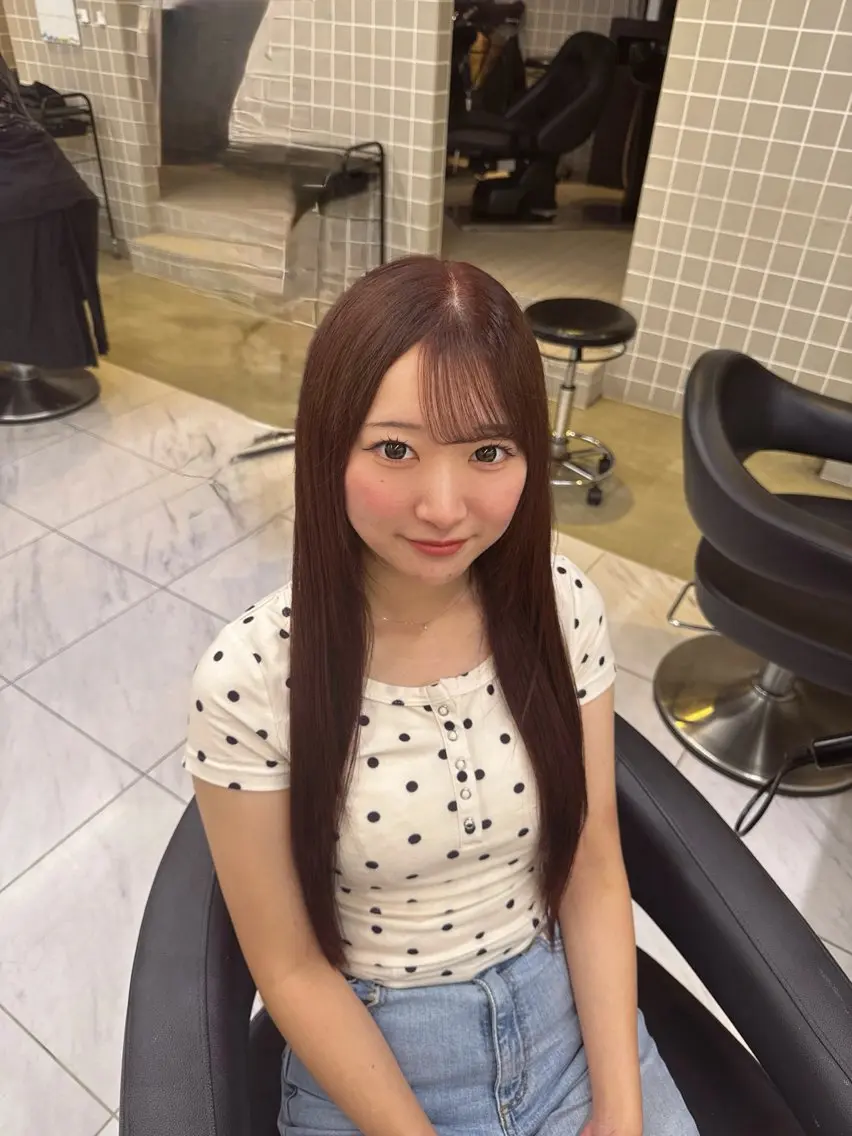 セミロング ヘアカラー 透明感×暖色カラー 🍒𝐘𝐮𝐤𝐚のヘアスタイル