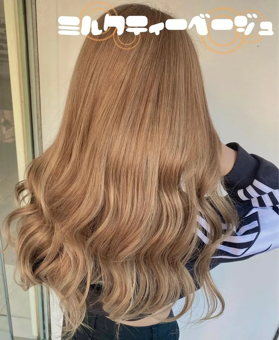 ロング カラー ヘアカラー 山中 真紫のヘアスタイル