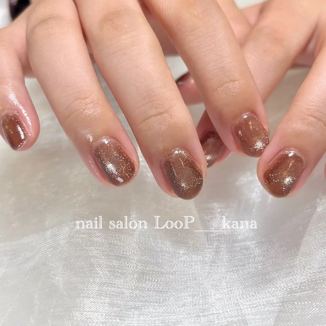 ネイル ブラウン マグネットネイル ネイルモデル募集中 LooP-kanaのネイルデザイン