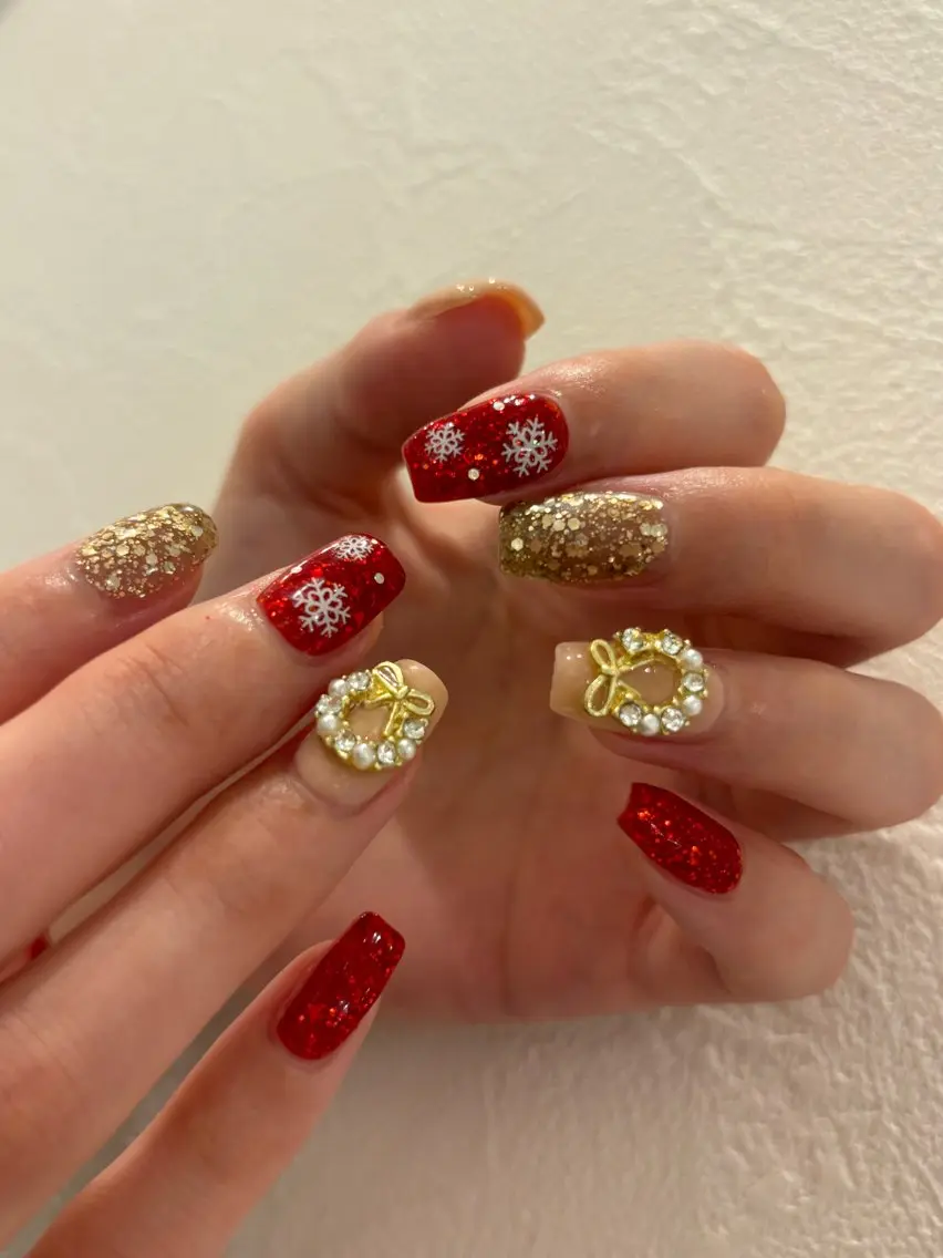 ネイル アートネイル キラキラネイル 冬ネイル クリスマス Ann nailのネイルデザイン