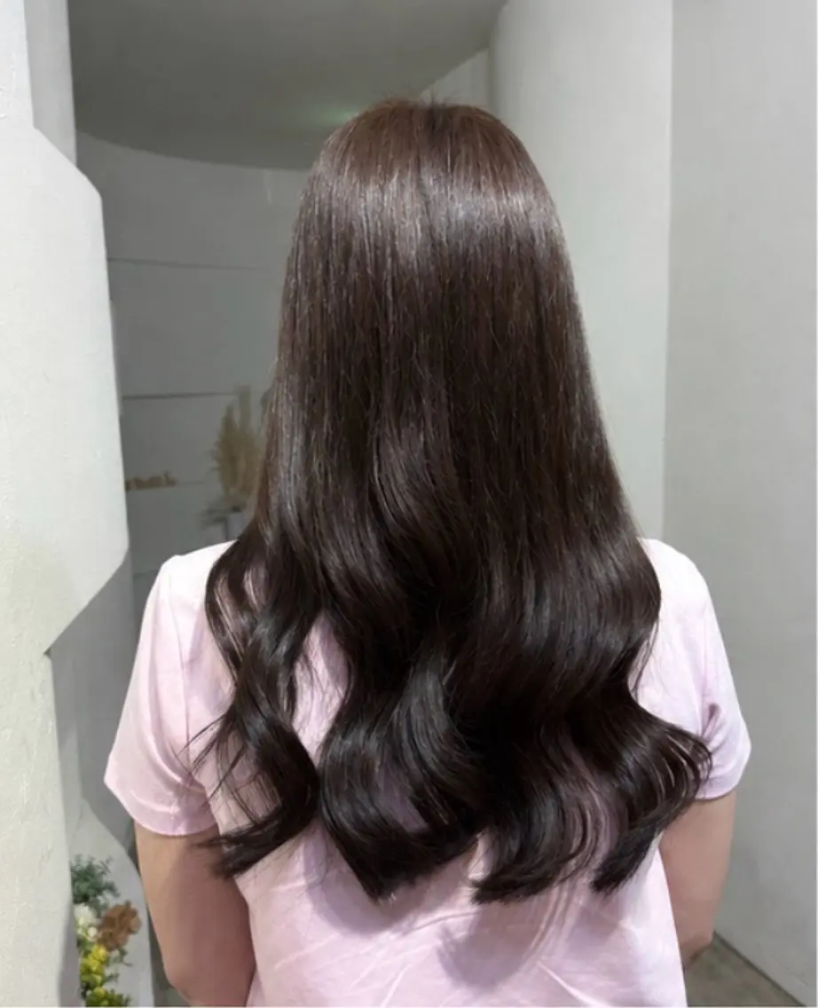 ロング カラー Hikari／暖色／ ブラウンカラー🤍のヘアスタイル