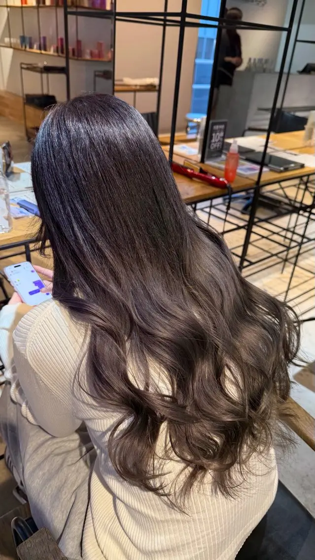 ロング カット ヘアカラー トリートメント 縮毛矯正/ベージュ 新潟/レイヤー/有紗のヘアスタイル