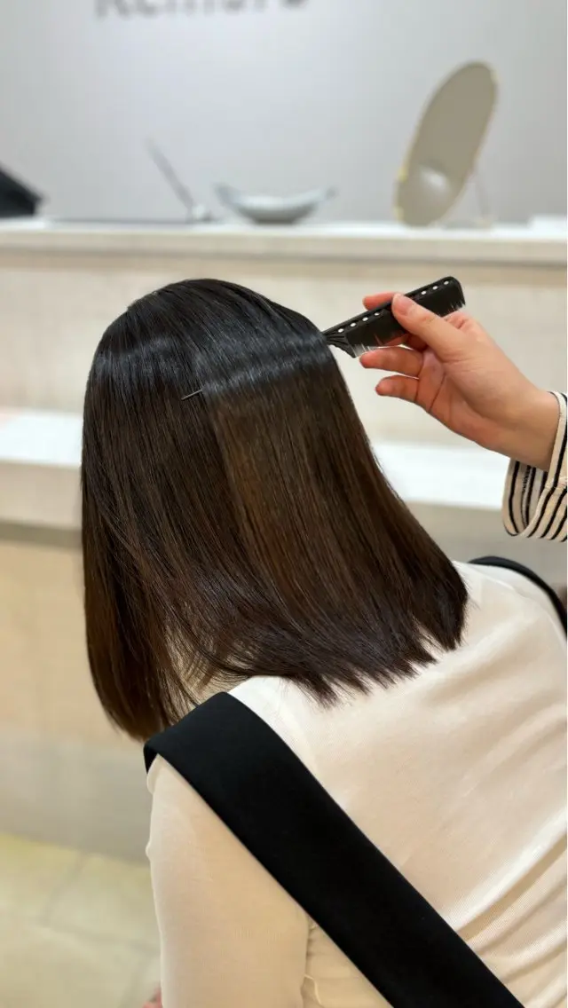ミディアム 髪質改善 縮毛矯正 トリートメント 奥野/レイヤーボブ /透明感カラーのヘアスタイル