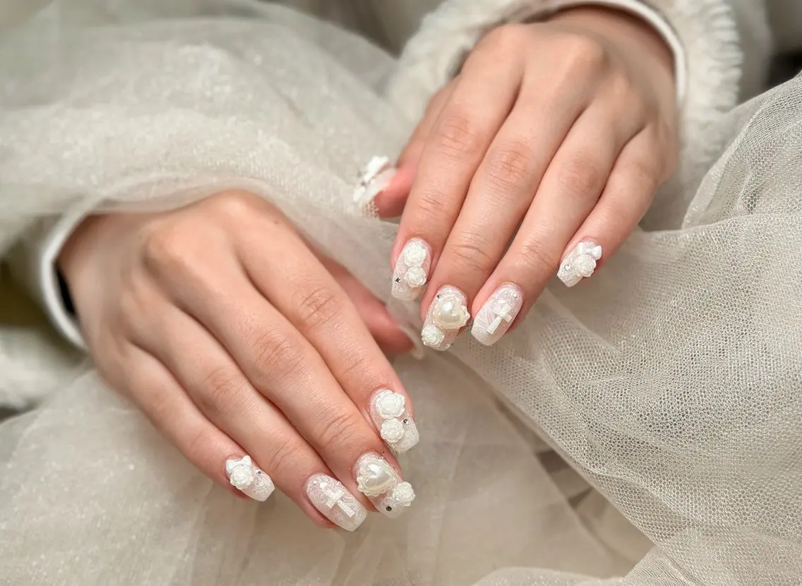 ネイル レース ホワイト ハンドネイル Maggie nailクロのネイルデザイン