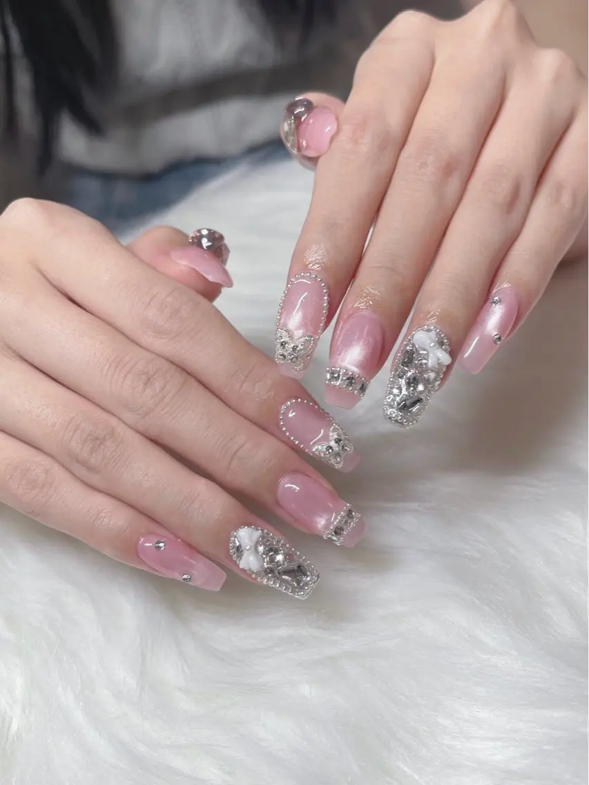 ネイル R@nail🫧町田 🫧らんのネイルデザイン