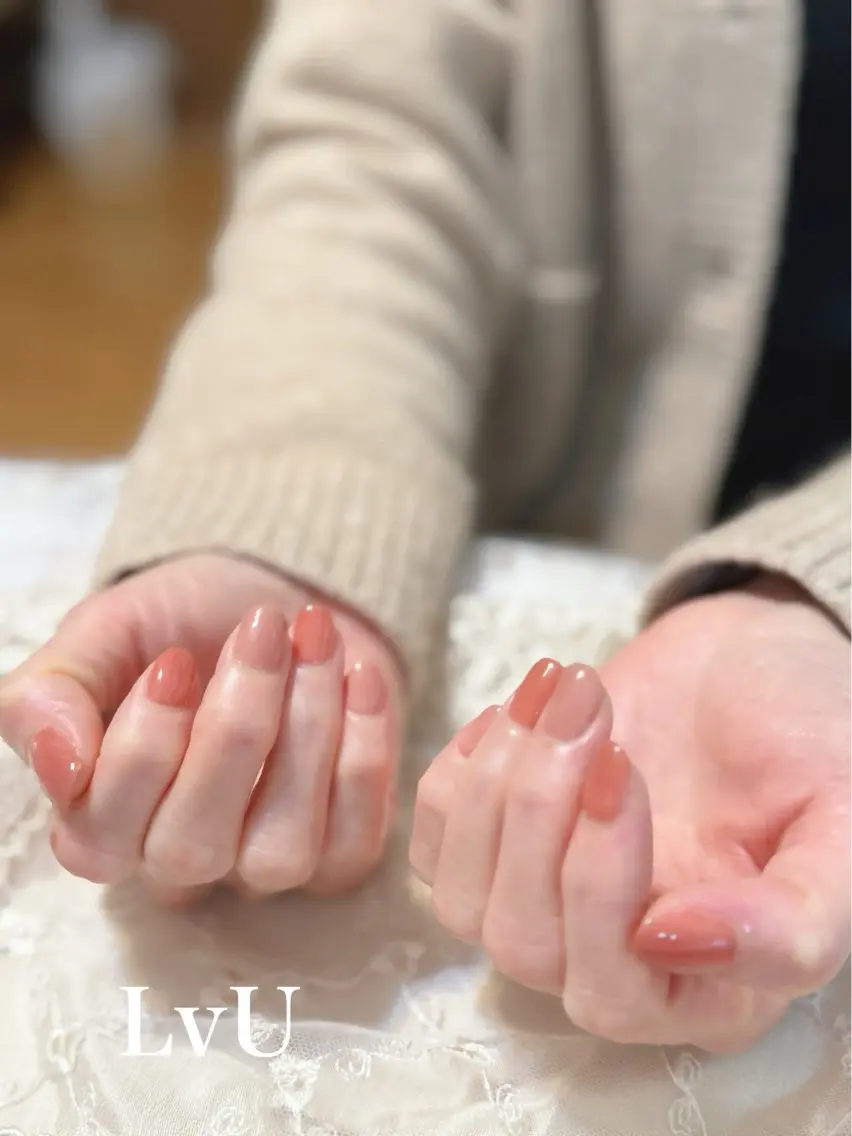 ネイル 長さ出し ワンカラーネイル ネイルチップ LvU(ラブユー) Asayamaのネイルデザイン