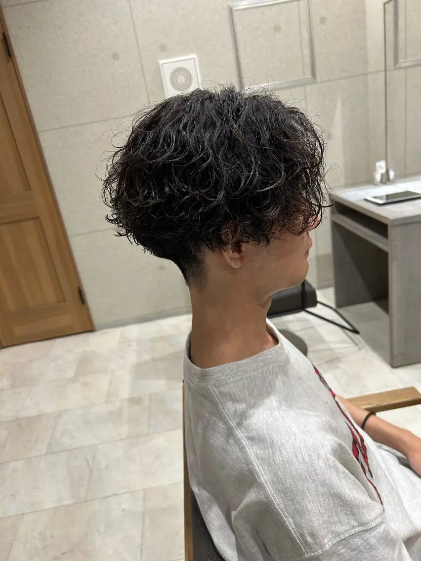 パーマ メンズ カット パーマ トリートメント 宮之本 峻也のヘアスタイル