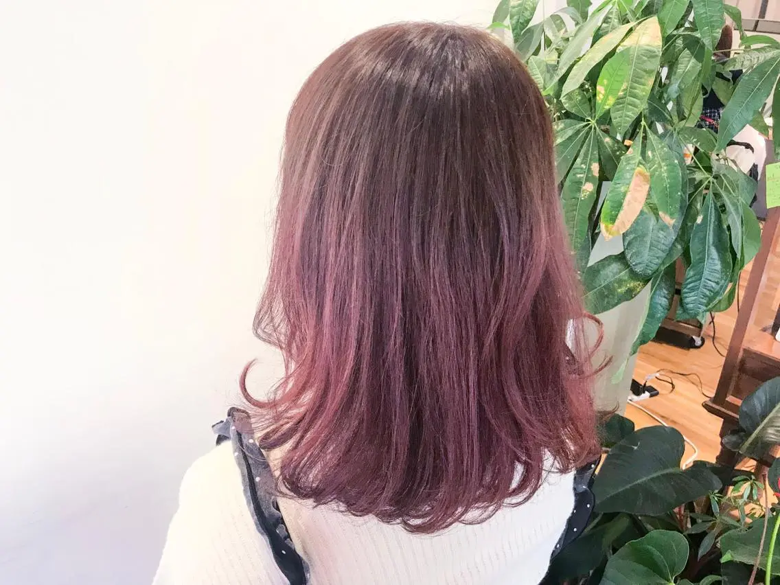 ミディアム カラー mayo 🐄🌈のヘアスタイル