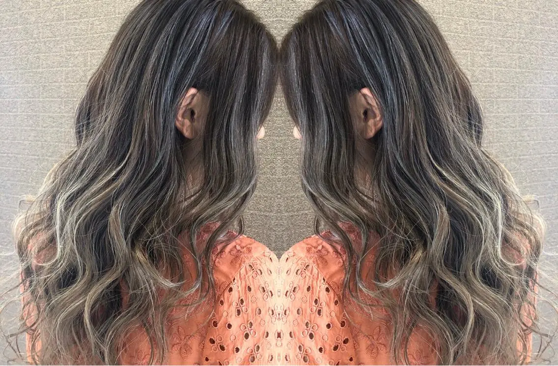 セミロング カラー ヘアアレンジ バレイヤージュ デザインカラー ハイライトカラー ハイライト レイヤーカット アンドウ ユウ/ レイヤーカット/韓国のヘアスタイル