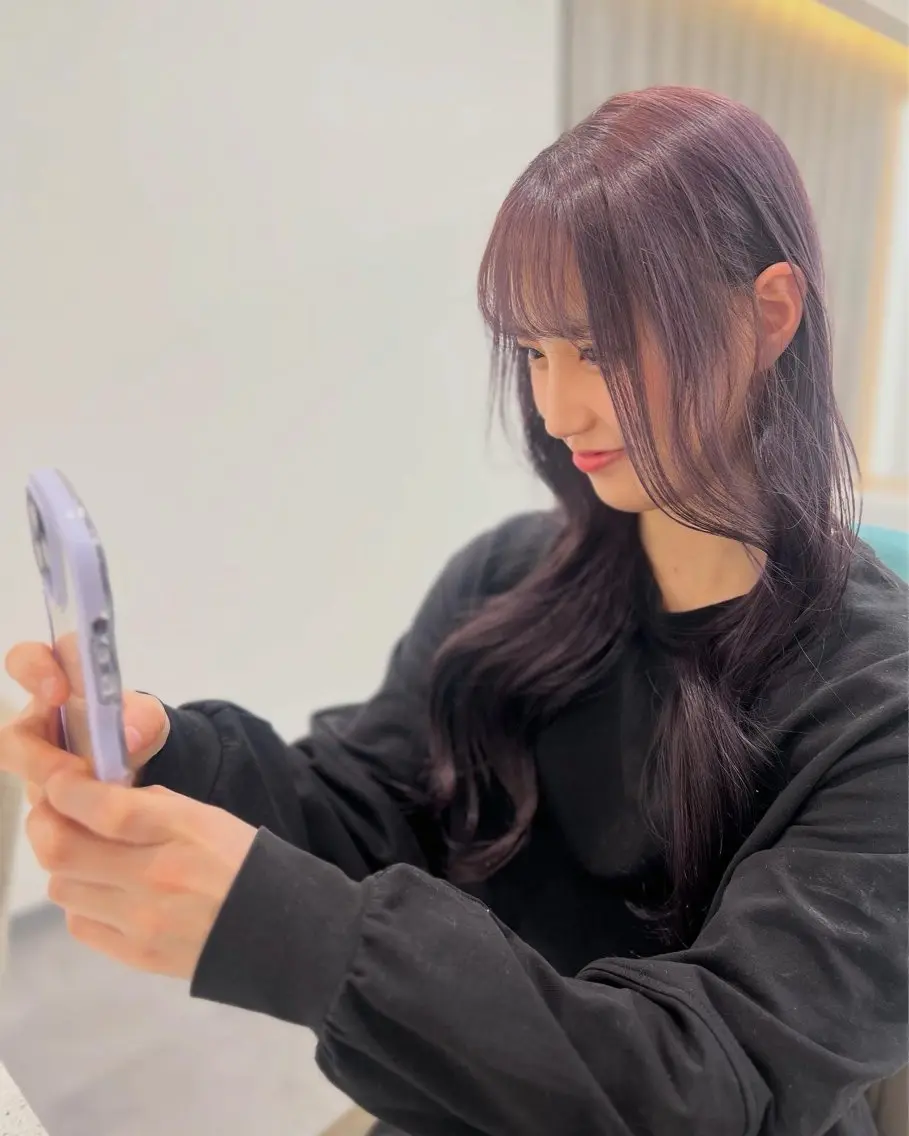 ロング カラー ブリーチ カシス 透明感カラー ラベンダーカラー Elsa the leap アヤカのヘアスタイル