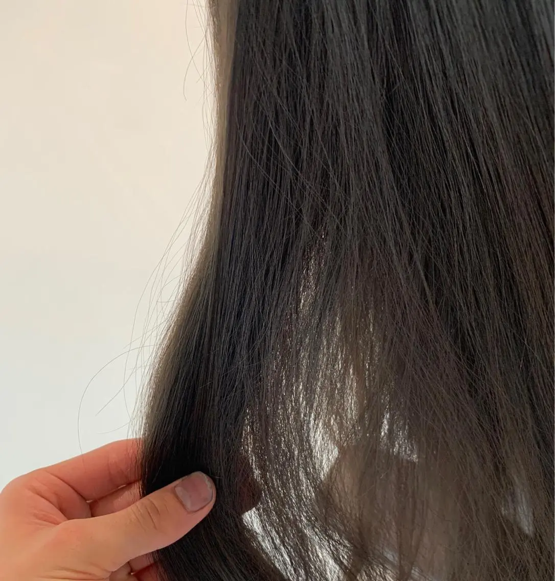 ロング カラー ブリーチ 透明感カラー グレージュ ブリーチなしカラー オリーブグレージュ navile原宿 yumaのヘアスタイル