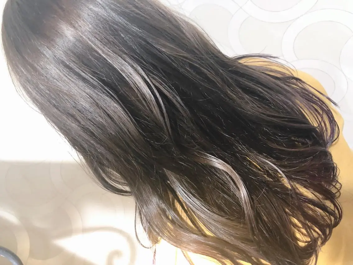 ロング カラー ブリーチ グレージュ ハイライトカラー ハイライト 艶髪 ♡Tomiyaのヘアスタイル
