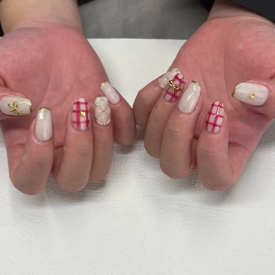 ネイル ハンドネイル 💖𝓜𝓲𝓸 /7月予約受付中💖のネイルデザイン