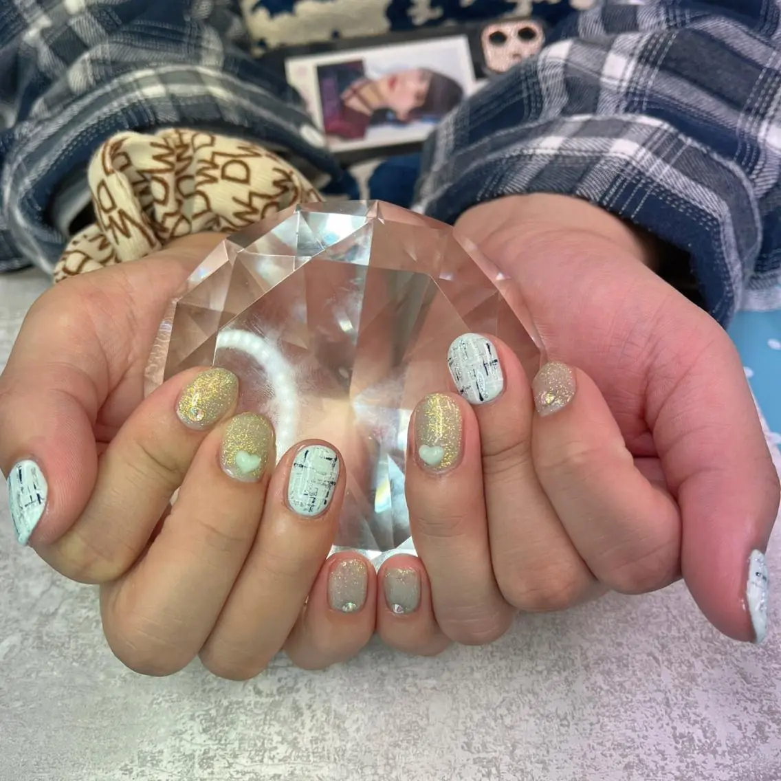 ネイル ツイードネイル BlueDaisy 栄本店のネイルデザイン