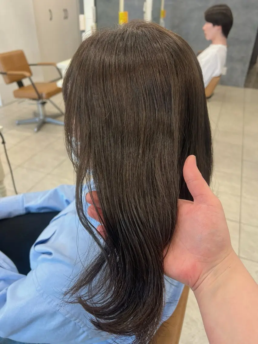 ミディアム カラー ベージュカラー オリーブベージュ 🫧うる艶ヘアー🫧 Yukaのヘアスタイル
