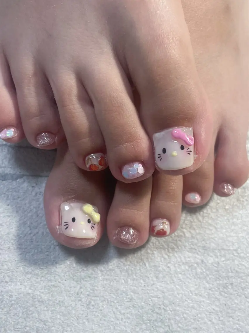ネイル フットネイル FIORITURA aiのネイルデザイン