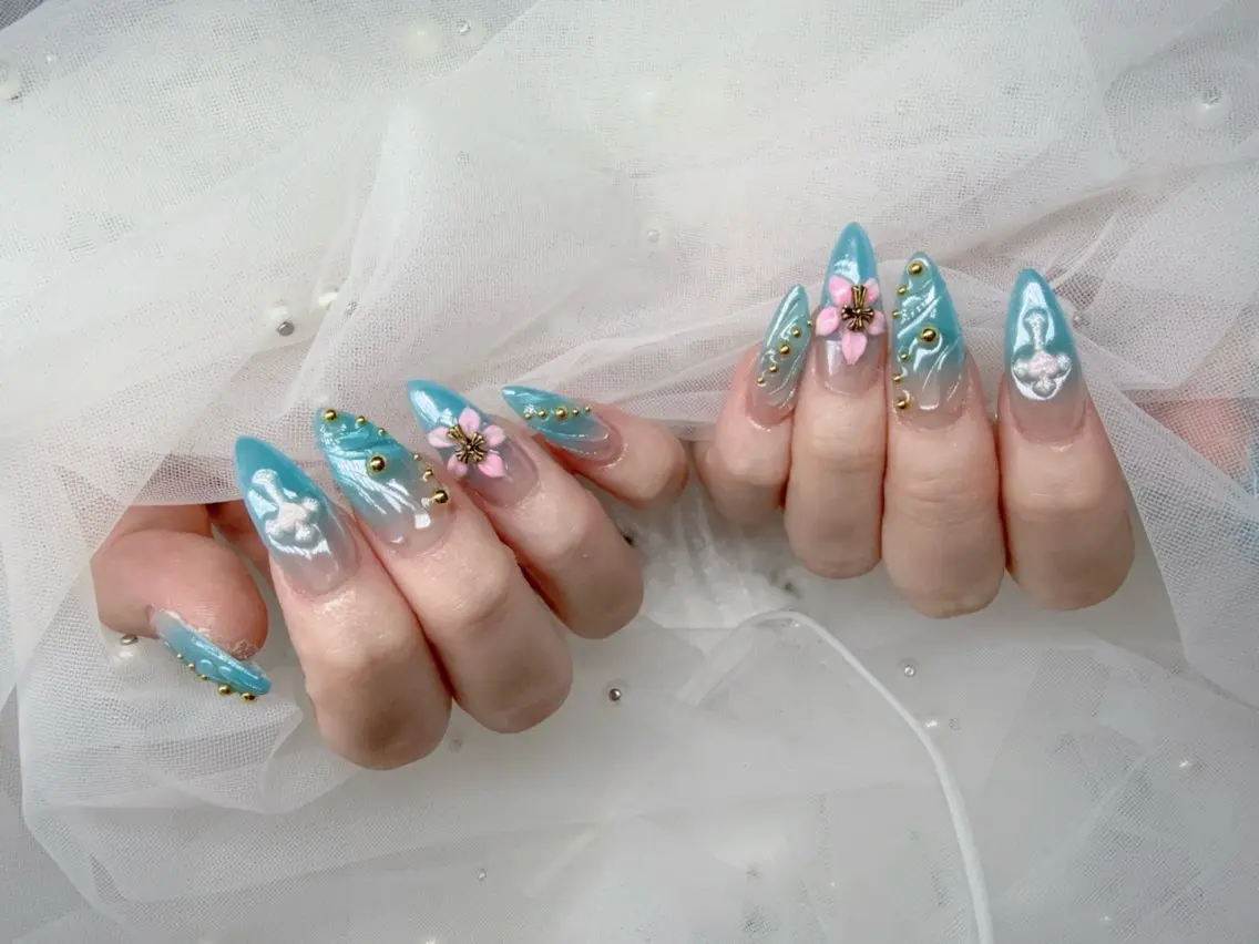ネイル 持ち込み ハンドネイル Anna Nailのネイルデザイン