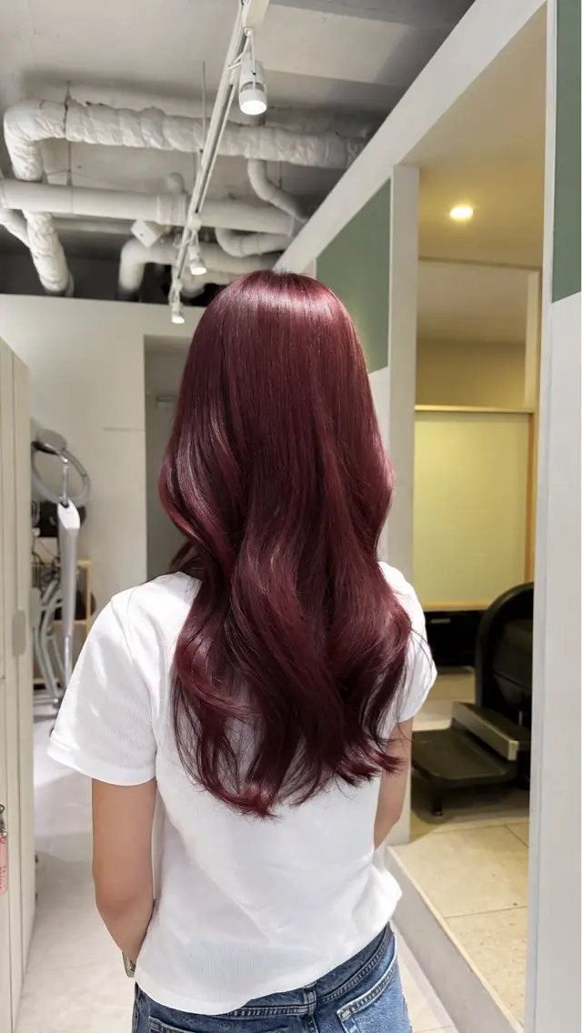 ロング カラー ヘアカラー 杉田 茉優のヘアスタイル